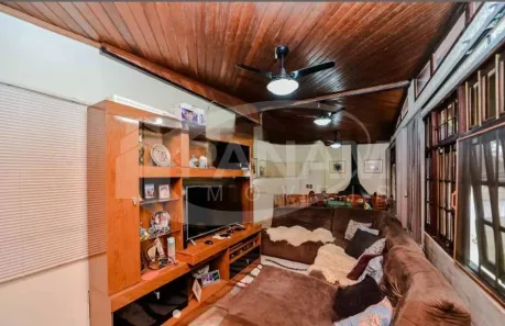 Casa com 3 Quartos à venda, 198m² no Rubem Berta, Porto Alegre