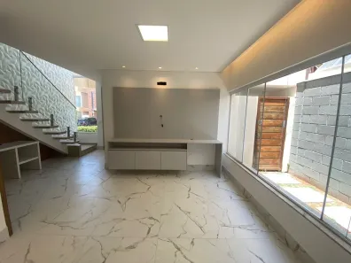 Casa de Condomínio com 3 Quartos à venda, 188m² no Umuarama, Uberlândia