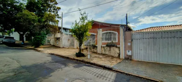 Casa com 3 Quartos para alugar, 185m² no Parque São Quirino, Campinas