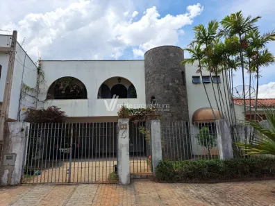 Sobrado com 5 Quartos à venda, 322m² no Vila Nogueira, Campinas