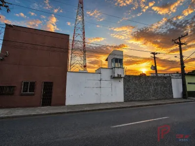 Prédio Comercial com 6 Quartos para alugar, 400m² no Vila Kiola, São José de Ribamar