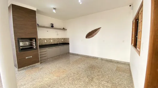 Casa com 3 Quartos à venda, 210m² no Jardim Karaíba, Uberlândia