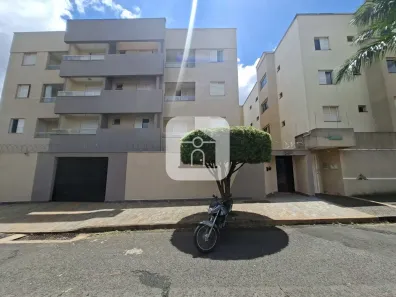 Apartamento com 2 Quartos para alugar, 67m² no Santa Mônica, Uberlândia