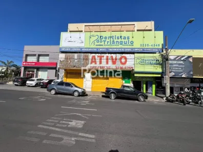 Ponto Comercial para alugar, 480m² no Centro, Uberlândia