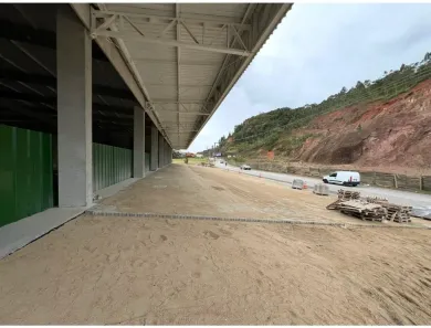 Galpão/Depósito/Armazém para alugar, 800m² no Rio Pequeno, Camboriú