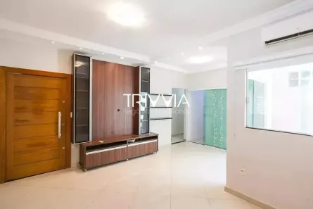 Casa com 3 Quartos para alugar, 240m² no Nova Uberlândia, Uberlândia