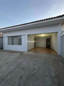 Casa com 3 Quartos à venda, 132m² no Parque do Castelo, Franca