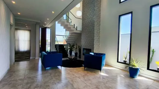 Sobrado com 4 Quartos à venda, 220m² no Residencial Colinas, Caçapava