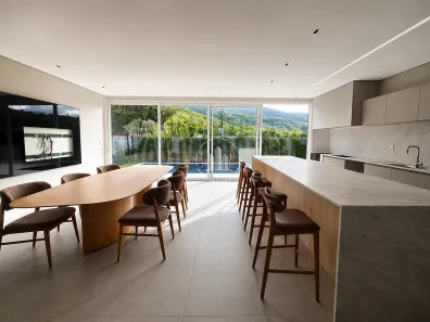 Casa com 4 Quartos à venda, 275m² no Pedra Branca, Palhoça