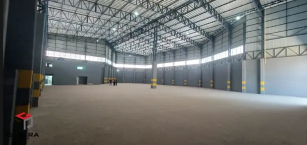 Galpão/Depósito/Armazém para alugar, 2100m² no Embu Mirim, Itapecerica da Serra