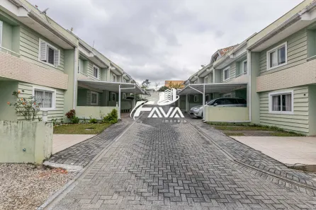 Sobrado com 3 Quartos para alugar, 83m² no Uberaba, Curitiba