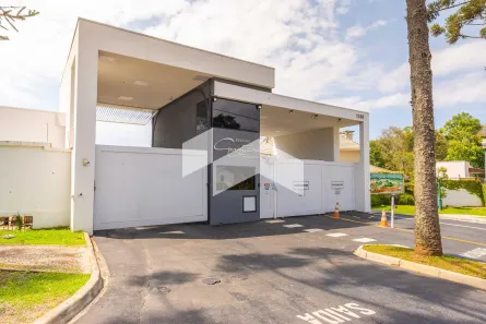 Casa de Condomínio com 4 Quartos para alugar, 545m² no São João, Curitiba