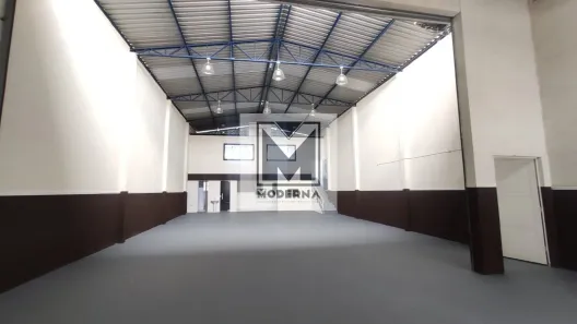 Galpão/Depósito/Armazém para alugar, 350m² no Jardim Cumbica, Guarulhos