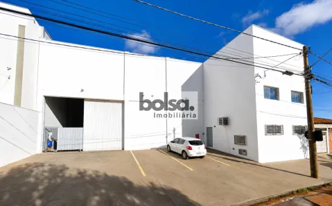 Galpão/Depósito/Armazém para alugar, 1175m² no Parque Júlio Nóbrega, Bauru