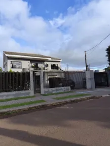 Sobrado com 3 Quartos à venda, 224m² no Esmeralda, Cascavel