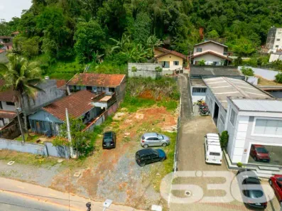 Lote/Terreno à venda, 300m² no Guanabara, Joinville