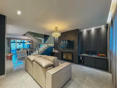 Casa de Condomínio com 3 Quartos à venda, 220m² no Central Park, Cachoeirinha