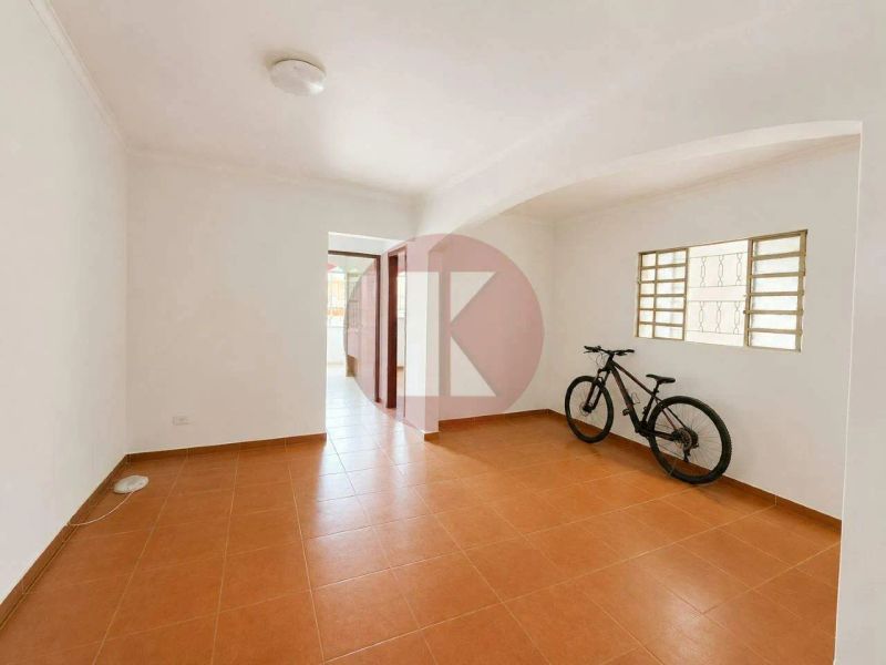 Casa com 2 quartos — Santa Mônica, Belo Horizonte