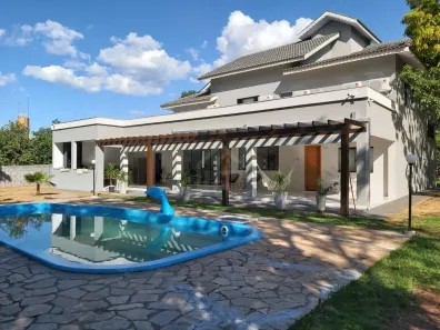 Casa de Condomínio com 7 Quartos à venda, 490m² no Condomínio Flor do Cerrado, Cuiabá