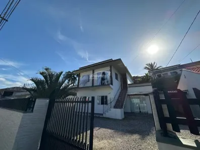 Casa com 2 Quartos à venda, 251m² no Santa Terezinha, Gaspar