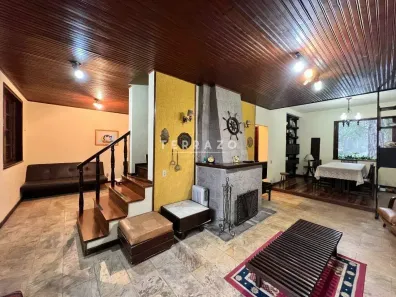 Casa de Condomínio com 4 Quartos à venda, 174m² no Alto, Teresópolis