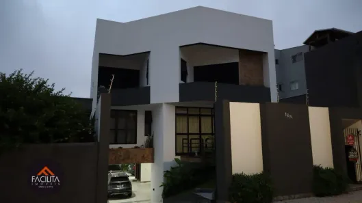 Sobrado com 4 Quartos à venda, 613m² no Vila Pires, Santo André