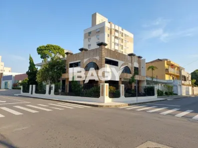 Imóvel Comercial para alugar, 180m² no Campinas, São José