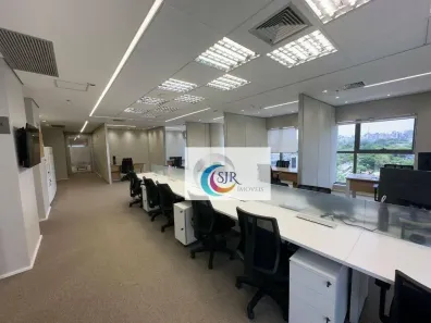 Sala Comercial para alugar, 300m² no Indianópolis, São Paulo