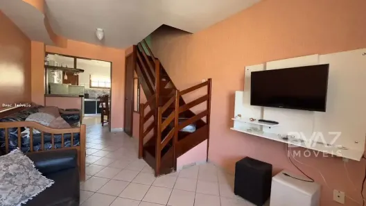 Casa com 2 Quartos à venda, 68m² no Ogiva, Cabo Frio