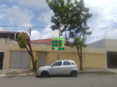 Casa com 4 Quartos à venda, 399m² no Parquelândia, Fortaleza