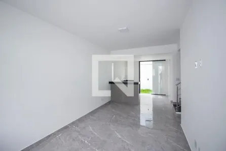 Casa com 3 Quartos à venda, 124m² no Três Barras, Contagem
