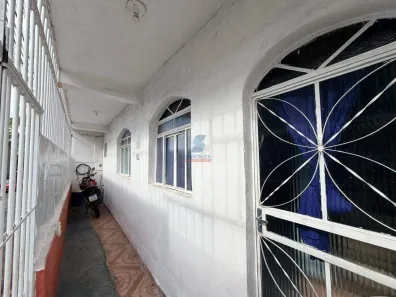 Casa com 2 Quartos à venda, 99m² no Canadá, Contagem