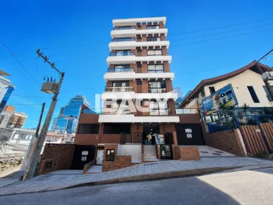 Apartamento com 2 Quartos para alugar, 62m² no Centro, Florianópolis