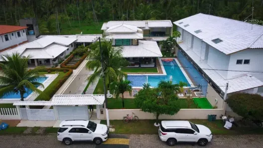 Casa de Condomínio com 5 Quartos para alugar, 450m² no , Vera Cruz