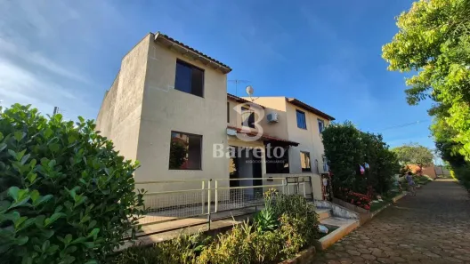 Casa com 2 Quartos à venda, 62m² no Jardim Tókio, Londrina
