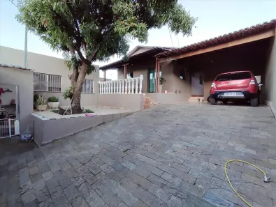 Casa com 3 Quartos à venda, 360m² no Riacho das Pedras, Contagem