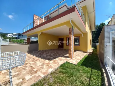 Sobrado com 3 Quartos à venda, 192m² no Ingleses do Rio Vermelho, Florianópolis
