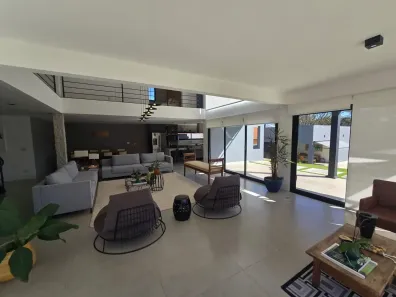 Sobrado com 5 Quartos à venda, 356m² no Parque São Gabriel, Itatiba