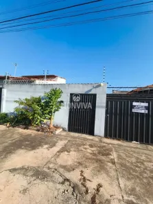 Casa com 3 Quartos para alugar, 130m² no Plano Diretor Sul, Palmas