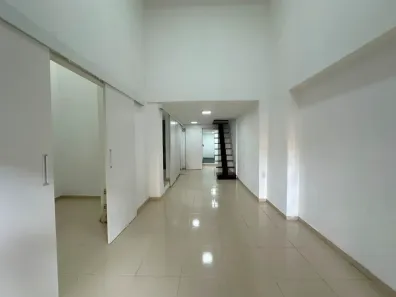 Ponto Comercial para alugar, 130m² no Nazaré, Belém