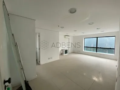 Sala Comercial à venda, 30m² no Pinheiros, São Paulo