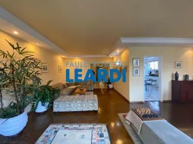 Apartamento com 4 Quartos à venda, 233m² no Cerqueira César, São Paulo
