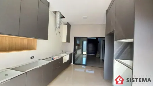 Sobrado com 3 Quartos à venda, 173m² no Royal Park, Presidente Prudente