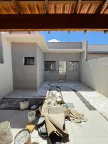 Casa com 1 Quarto à venda, 74m² no Jardim Moema, Londrina