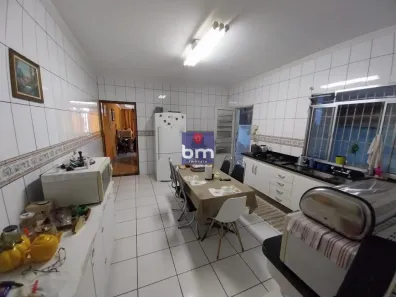Sobrado com 4 Quartos à venda, 300m² no Parque Regina, São Paulo