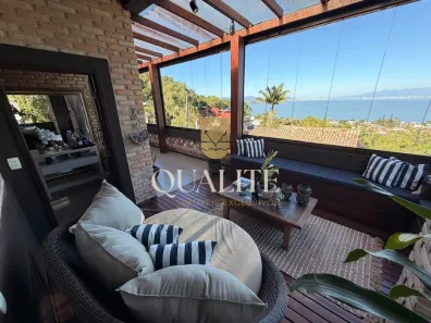Casa com 4 Quartos à venda, 400m² no Sambaqui, Florianópolis