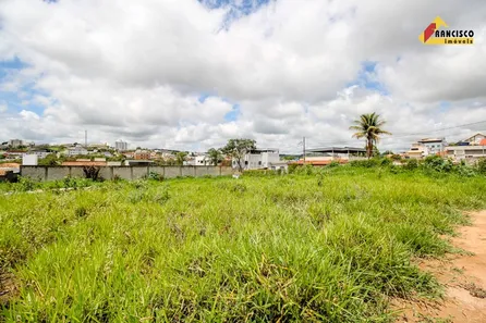 Lote/Terreno à venda, 360m² no Centro, Divinópolis