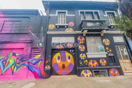 Sobrado com 4 Quartos à venda, 180m² no Floresta, Porto Alegre