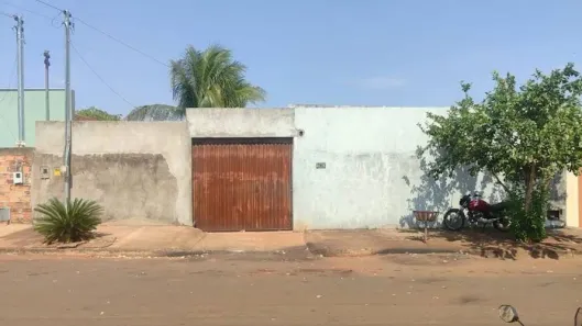 Casa com 2 Quartos à venda, 182m² no Montes Claros de Goiás, Montes Claros de Goiás