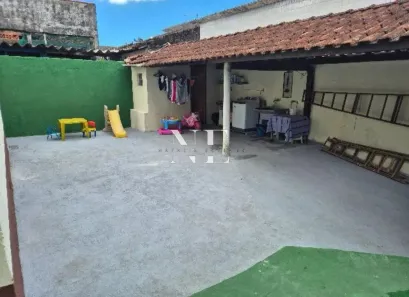 Casa com 5 Quartos à venda, 200m² no Centro, São Vicente